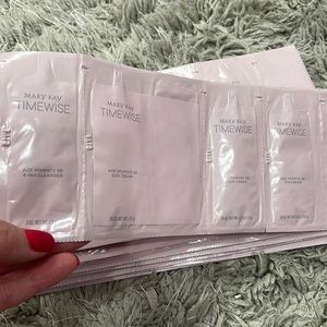 Mary Kay Samples - TimeWise Combo/Oily